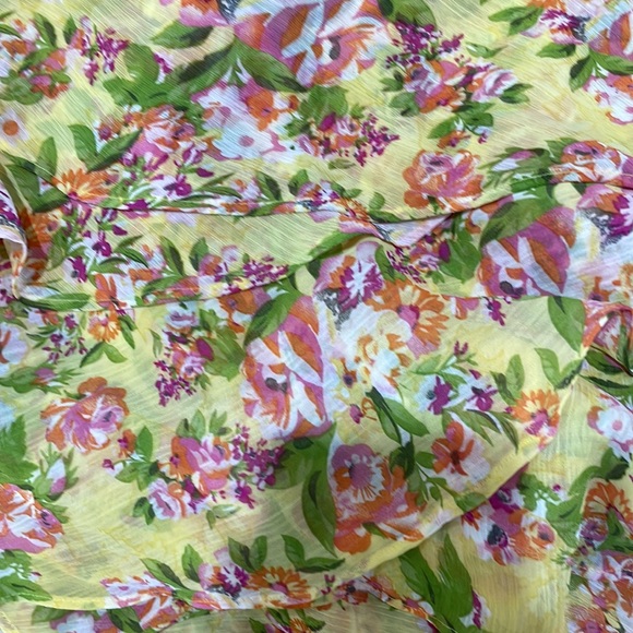 COPY - Torrid Asymmetrical Floral Tank - Picture 3 of 4